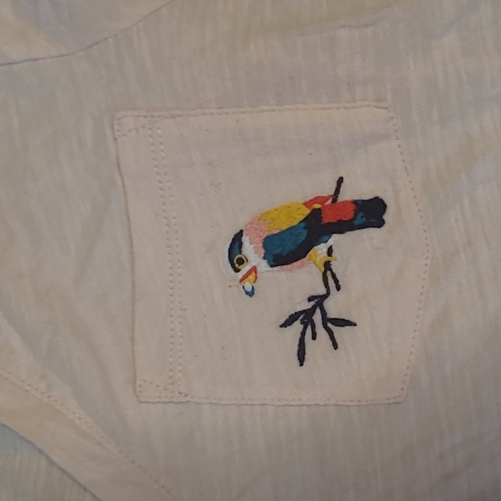Embroidered Bird 🐦 Tee - Picture 3 of 4